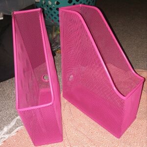 2 Document organizers